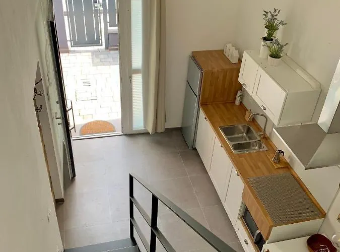 Bed and breakfast Metroloft 3*
