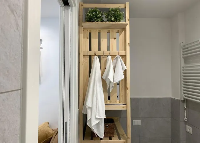 Metroloft Bed and breakfast 3*