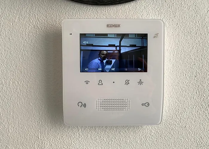 Alojamento de Acomodação e Pequeno-almoço Metroloft 3*